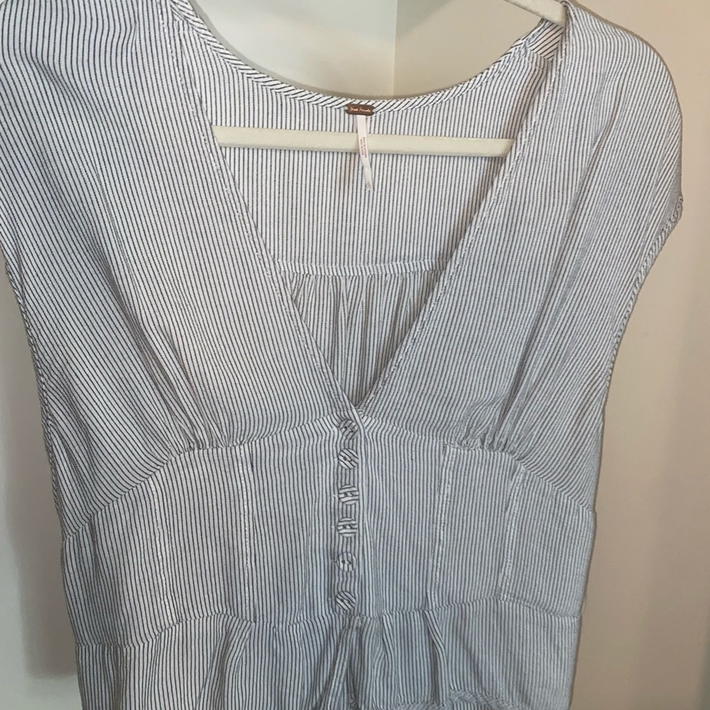 Free people slightly cropped button down vest/blouse